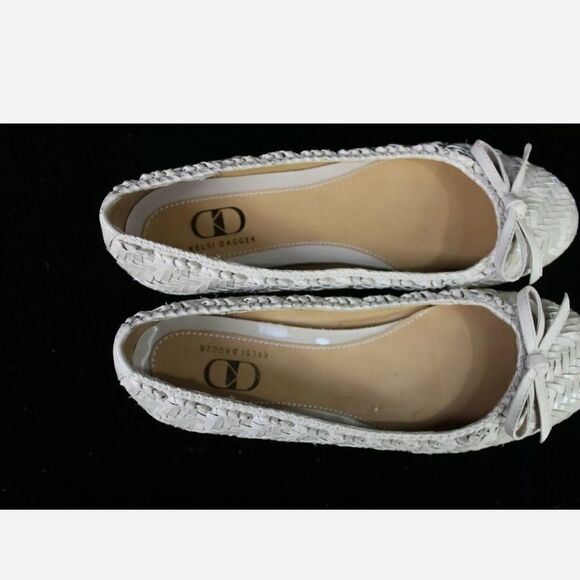 Kelsi Dagger Weave Bow Toe Slip On Shoes Size 7.5M. - Picture 8 of 9